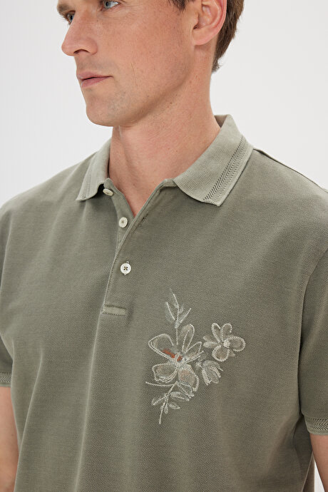 Slim Fit Dar Kesim %100 Pamuk Baskılı Polo Yaka Haki Tişört resmi