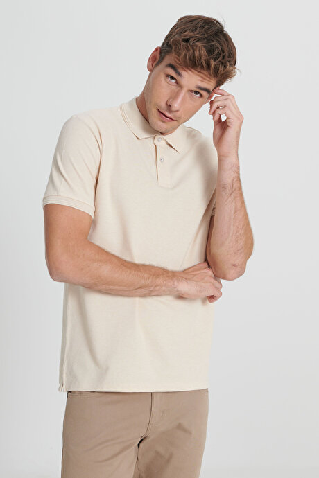 Slim Fit Dar Kesim %100 Pamuk Polo Yaka Bej-Ekru Tişört resmi