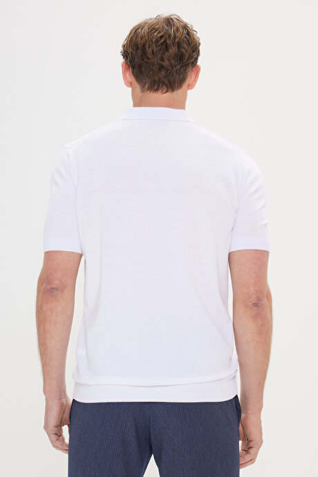 %100 Pamuk Standart Fit Normal Kesim Polo Yaka Armürlü Triko Beyaz Tişört resmi
