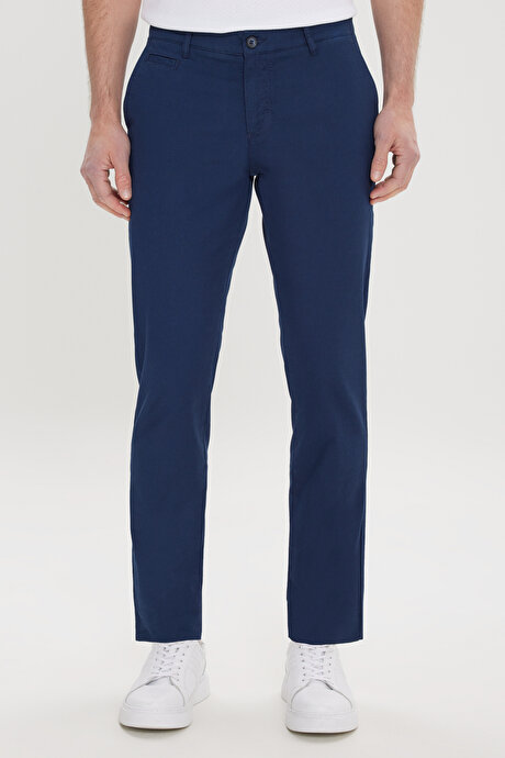 Pamuklu Slim Fit Dar Kesim Yan Cep Armürlü Esnek Lacivert Pantolon resmi