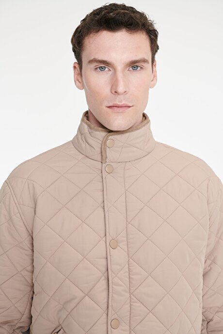 Standart Fit Normal Kesim Dik Yaka Kapaklı Yan Cepli Overcoat Bej Mont resmi