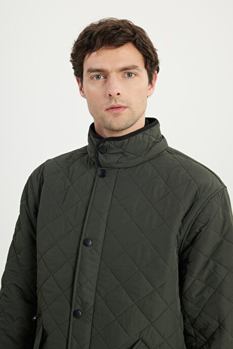 Standart Fit Normal Kesim Dik Yaka Kapaklı Yan Cepli Overcoat Haki Mont resmi