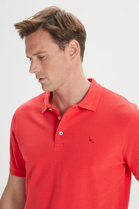 Slim Fit Dar Kesim Polo Yaka %100 Pamuk Kırmızı Tişört resmi