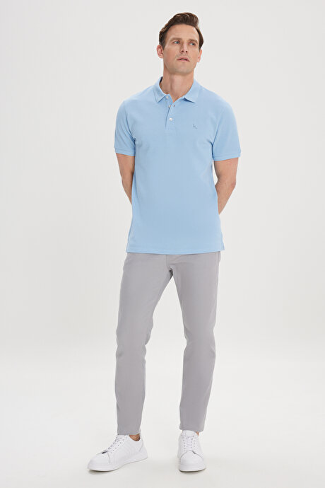 Slim Fit Dar Kesim Polo Yaka %100 Pamuk Açık Mavi Tişört resmi