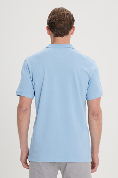 Slim Fit Dar Kesim Polo Yaka %100 Pamuk Açık Mavi Tişört resmi