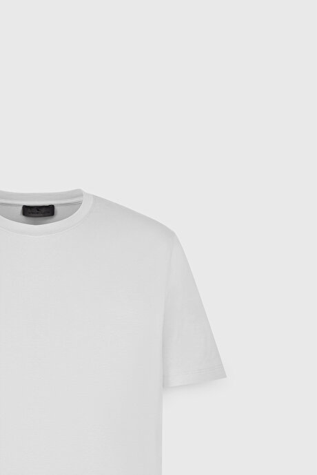 Standart Fit Normal Kesim Bisiklet Yaka Pamuklu Beyaz Tişört resmi