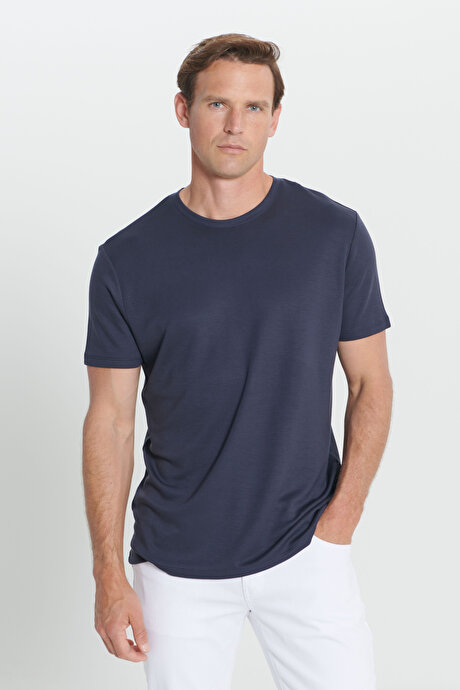 Yumuşak Dokulu Slim Fit Dar Kesim Bisiklet Yaka Lacivert Tişört resmi