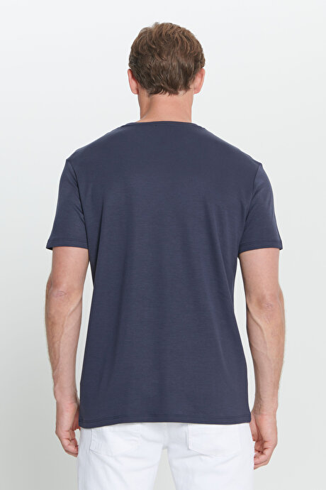 Yumuşak Dokulu Slim Fit Dar Kesim Bisiklet Yaka Lacivert Tişört resmi