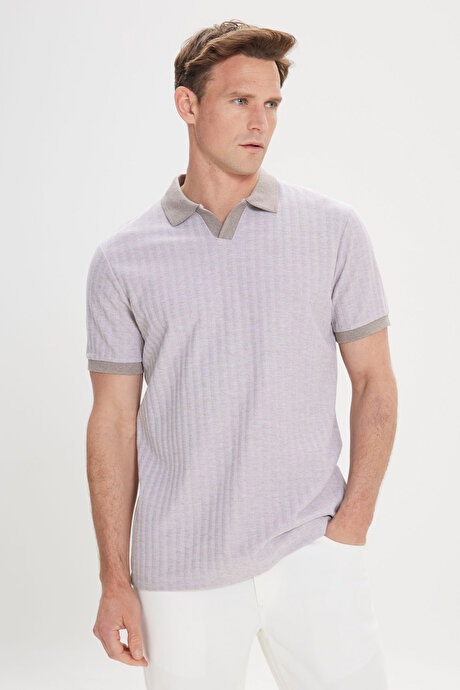 Pamuklu Slim Fit Dar Kesim Polo Yaka Jakarlı Vizon Tişört resmi