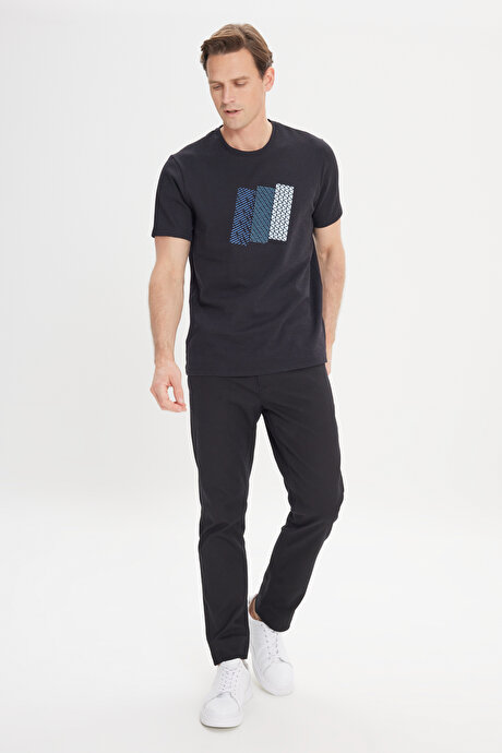 Slim Fit Dar Kesim Pamuklu Baskılı Bisiklet Yaka Siyah Tişört resmi