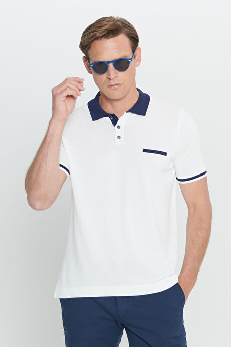 Standart Fit Normal Kesim Polo Yaka Beyaz-Lacivert Tişört resmi