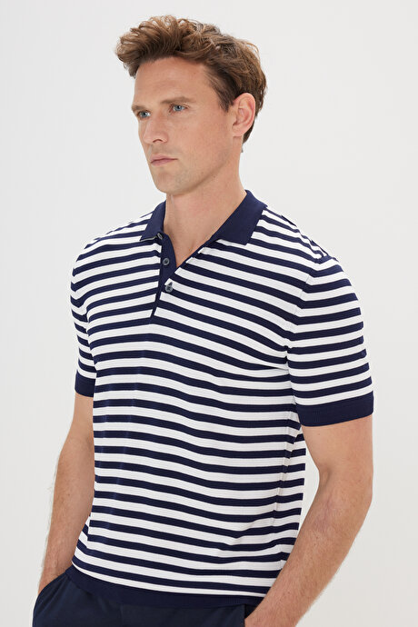 Standart Fit Normal Kesim Polo Yaka Çizgili Lacivert-Ekru Tişört resmi