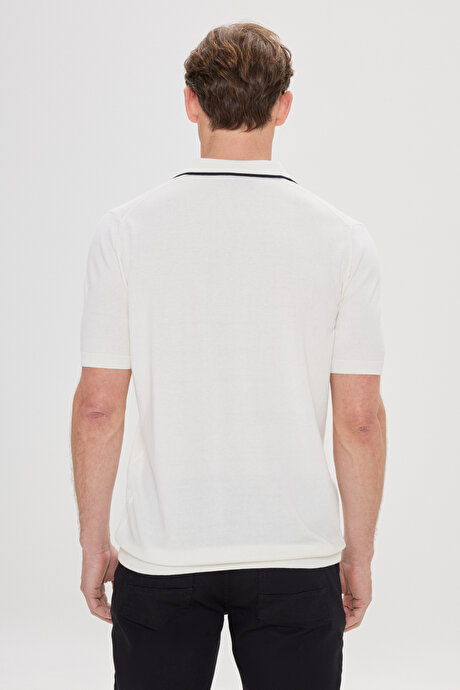 Standart Fit Normal Kesim %100 Pamuk Polo Yaka Beyaz-Siyah Tişört resmi