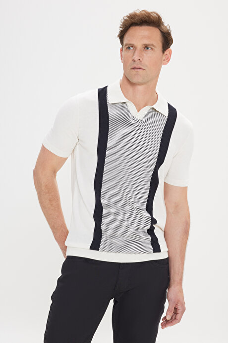 Standart Fit Normal Kesim %100 Pamuk Jakarlı Polo Yaka Beyaz-Siyah Tişört resmi