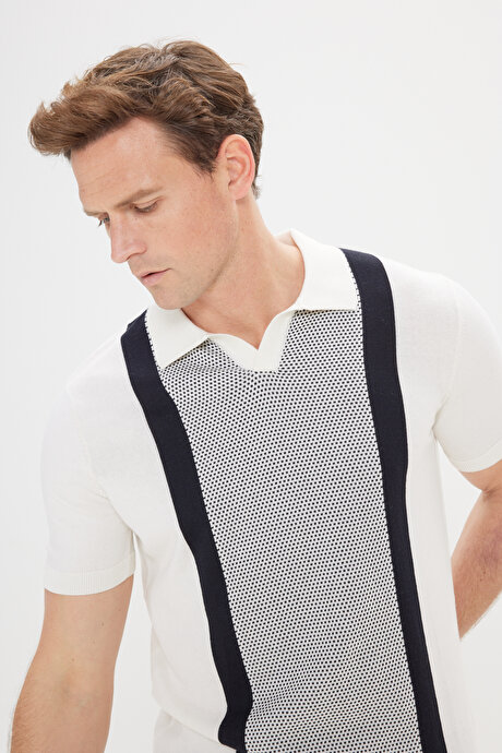 Standart Fit Normal Kesim %100 Pamuk Jakarlı Polo Yaka Beyaz-Siyah Tişört resmi