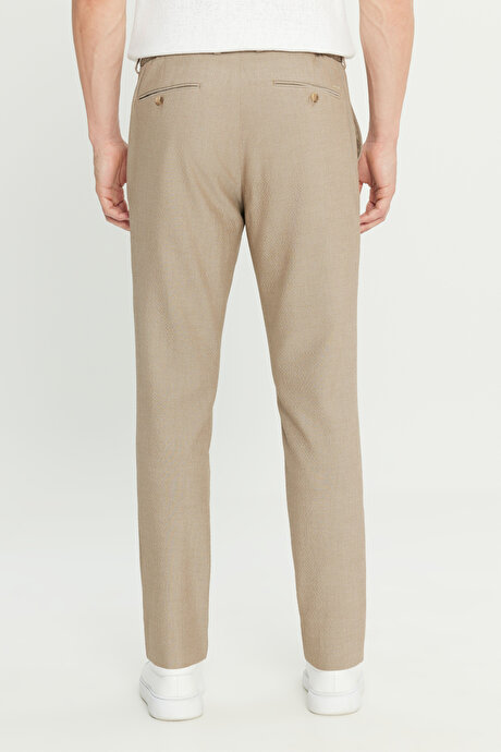 Slim Fit Dar Kesim Beli Bağlamalı Yan Cepli Gofre Desenli Esnek Bej Pantolon resmi