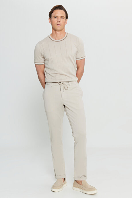 Slim Fit Dar Kesim Beli Bağlamalı Yan Cep Esnek Casual Bej Pantolon resmi