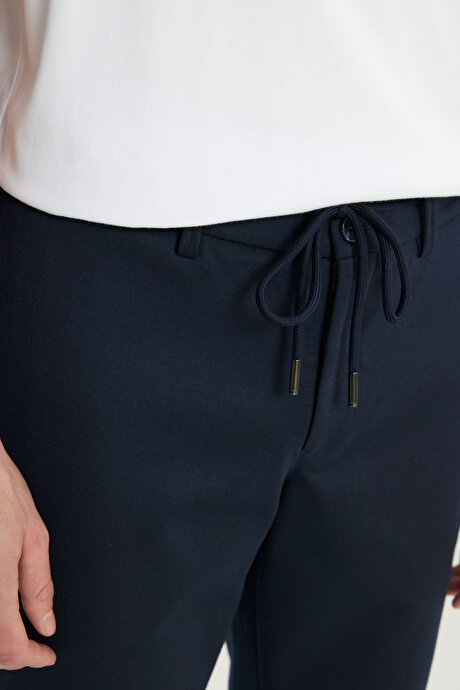Slim Fit Dar Kesim Beli Bağlamalı Yan Cep Esnek Casual Lacivert Pantolon resmi
