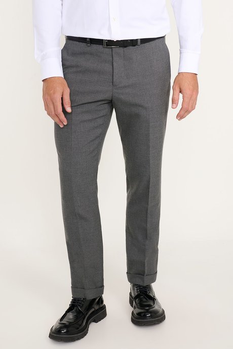 Slim Fit Dar Kesim Beli Gizli Lastikli Yan Cepli Armürlü Klasik Siyah Pantolon resmi