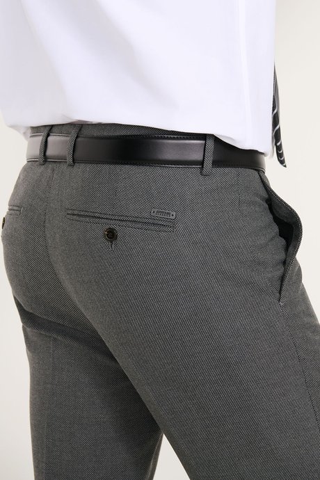 Slim Fit Dar Kesim Beli Gizli Lastikli Yan Cepli Armürlü Klasik Siyah Pantolon resmi