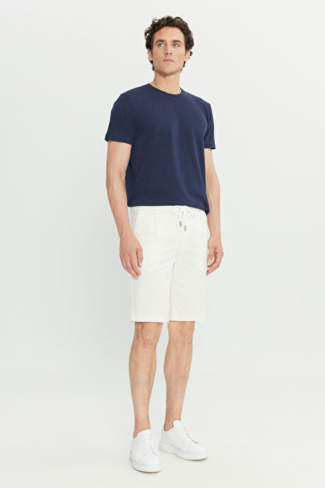 Pamuklu Slim Fit Dar Kesim Beli Bağlamalı Yan Cepli Esnek Beyaz Şort resmi