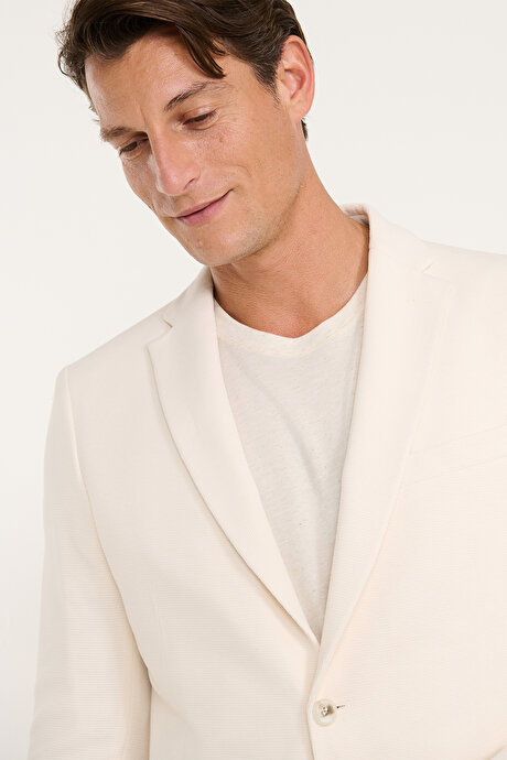 Pamuklu Slim Fit Dar Kesim Mono Yaka Kapak Cepli Armürlü Blazer Ekru Ceket resmi