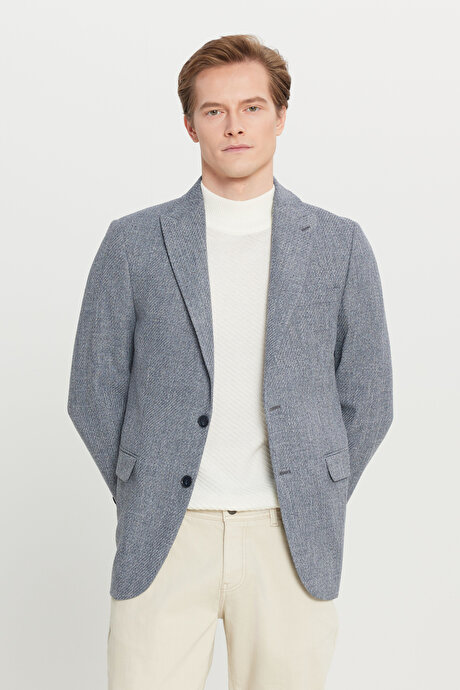 Slim Fit Dar Kesim Kırlangıç Yaka Kapak Cepli Armürlü Blazer Lacivert Ceket resmi