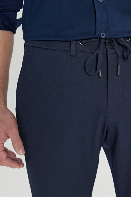 Slim Fit Dar Kesim Beli Bağlamalı Yan Cep Casual Lacivert Pantolon resmi