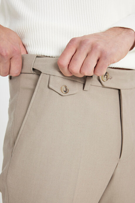 Slim Fit Dar Kesim Beli Gizli Lastikli Diagonal Desenli Yan Cep Esnek Klasik Vizon Pantolon resmi