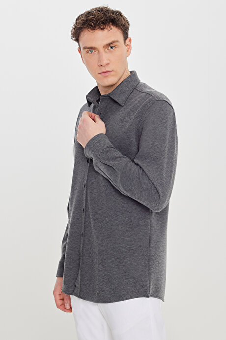 Pamuklu Comfort Fit Rahat Kesim Klasik Yaka Örme Antrasit Gömlek resmi