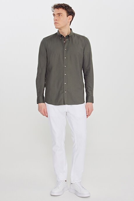 Pamuklu Slim Fit Dar Kesim Düğmeli Yaka Haki Gömlek resmi