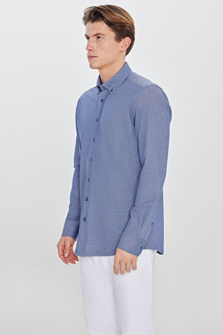 Pamuklu Slim Fit Dar Kesim Düğmeli Yaka Örme Lacivert Gömlek resmi
