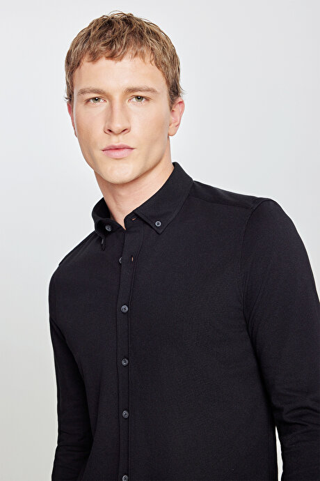 Pamuklu Slim Fit Dar Kesim Düğmeli Yaka Örme Siyah Gömlek resmi