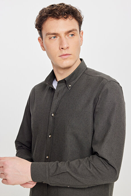 Pamuklu Slim Fit Dar Kesim Düğmeli Yaka Diagonal Desenli Flanel Haki Gömlek resmi