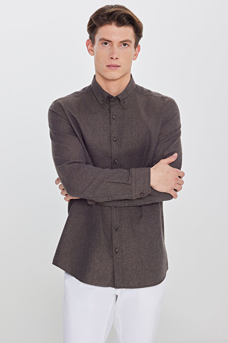 Pamuklu Slim Fit Dar Kesim Düğmeli Yaka Diagonal Desenli Flanel Kahverengi Gömlek resmi