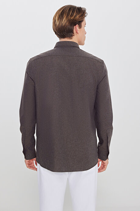 Pamuklu Slim Fit Dar Kesim Düğmeli Yaka Diagonal Desenli Flanel Kahverengi Gömlek resmi