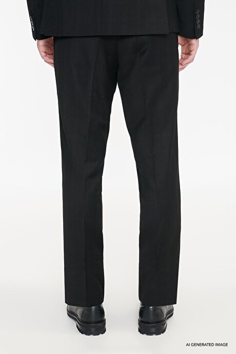 Slim Fit Dar Kesim Kırlangıç Yaka Kapak Cepli Kareli Siyah Takım Elbise resmi