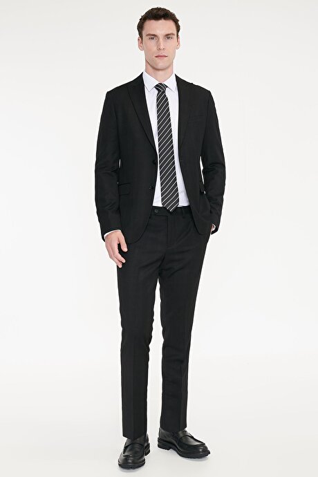 Slim Fit Dar Kesim Kırlangıç Yaka Kapak Cepli Kareli Siyah Takım Elbise resmi
