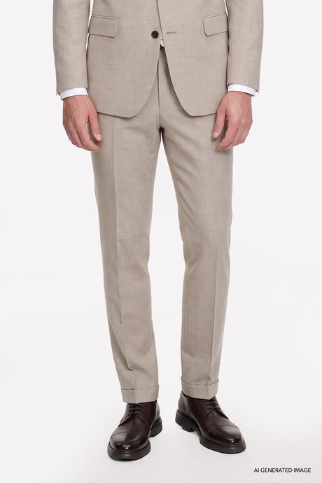 Slim Fit Dar Kesim Kırlangıç Yaka Kapak Cepli Bej Takım Elbise resmi