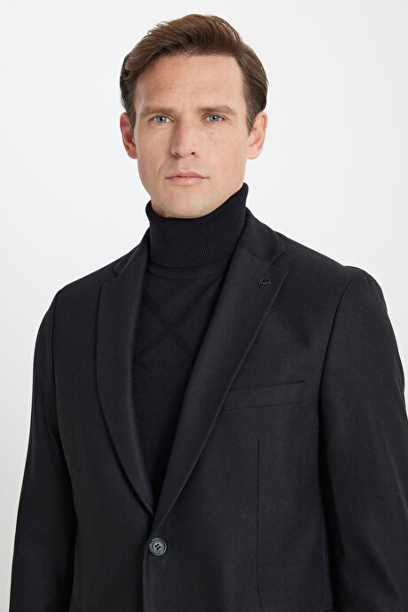 Regular Fit Rahat Kesim Mono Yaka Kapak Cepli Yünlü Siyah Ceket resmi