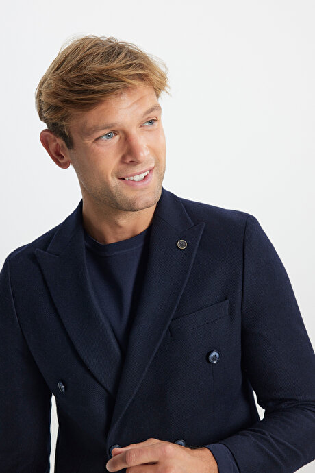 Yünlü Slim Fit Dar Kesim Kırlangıç Yaka Kapak Cepli Blazer Lacivert Ceket resmi