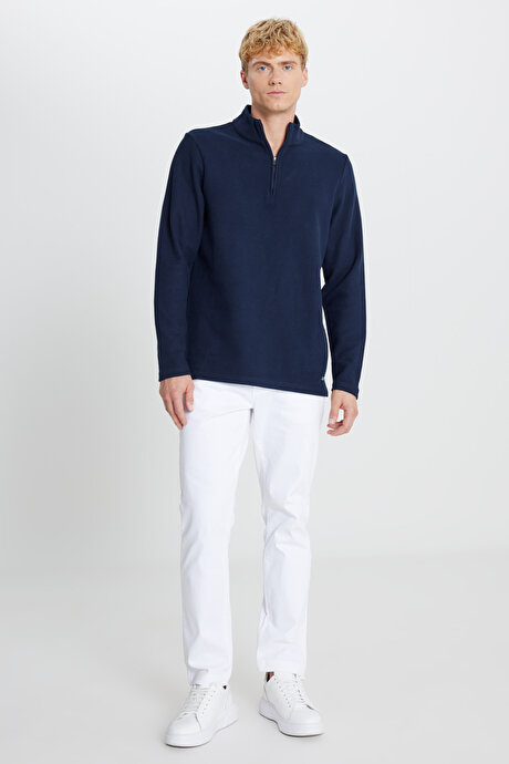 Pamuklu Slim Fit Dar Kesim Bato Yaka Uzun Kollu Lacivert Uzun Kollu Tişört resmi