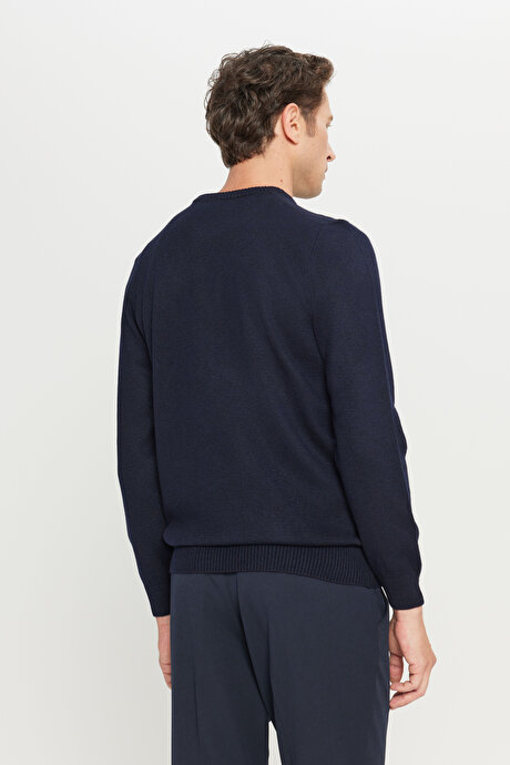 Standart Fit Normal Kesim Bisiklet Yaka Şardonlu Triko Lacivert Kazak resmi