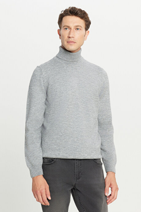 Standart Fit Normal Kesim Tam Balıkçı Yaka Triko Açık Gri Kazak resmi