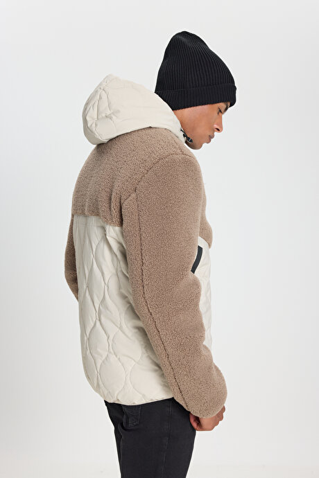 Termometreli Standart Fit Normal Kesim Kapüşon Yaka Fermuarlı Yan Cepli Bej Mont resmi