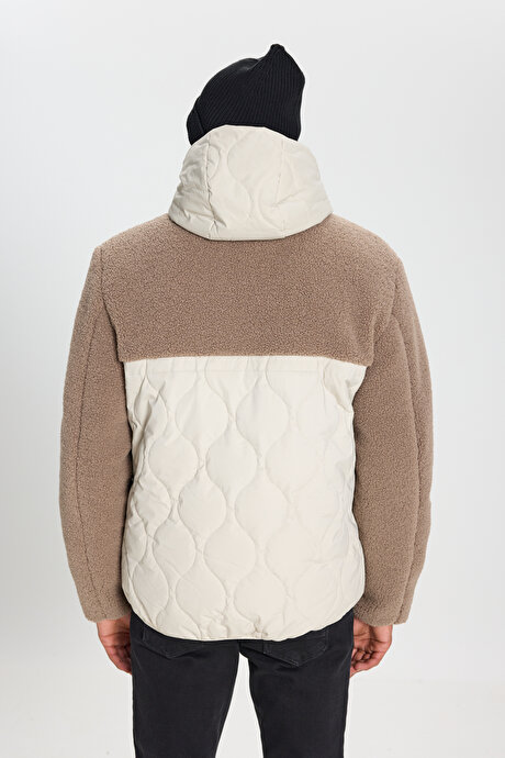 Termometreli Standart Fit Normal Kesim Kapüşon Yaka Fermuarlı Yan Cepli Bej Mont resmi