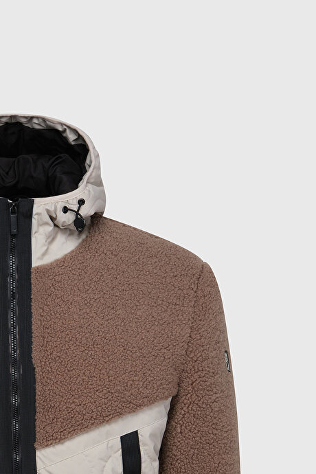 Termometreli Standart Fit Normal Kesim Kapüşon Yaka Fermuarlı Yan Cepli Bej Mont resmi