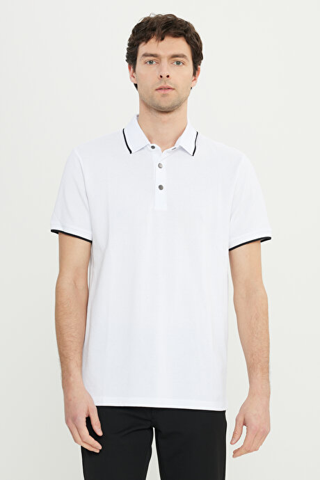 %100 Pamuk Slim Fit Dar Kesim Polo Yaka Jakarlı Beyaz Tişört resmi
