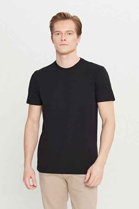 Pamuklu Slim Fit Dar Kesim Bisiklet Yaka Siyah Tişört resmi