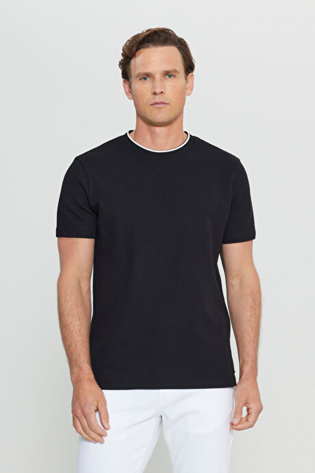 Pamuklu Slim Fit Dar Kesim Polo Yaka Jakarlı Esnek Siyah Tişört resmi